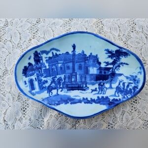 Vintage Flow Blue Style Footed Soap Dish Beautiful Bathroom Decor